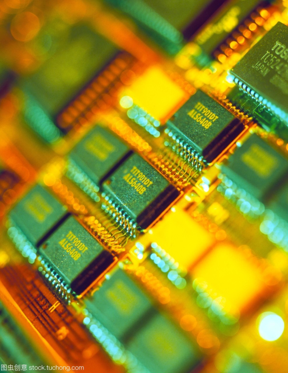 蘋果Macintosh電腦電路板 電子元件的精密布局與應(yīng)用